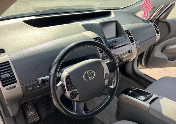 Toyota Prius cena 23500 przebieg: 420000, rok produkcji 2008 z Warszawa małe 46